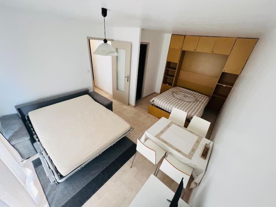 Studio 4 Couchages A 200 M De La Plage Avec Garage, Linge De Maison Et Serviettes Pour 30 Euros En Option Juan-les-Pins Exterior foto